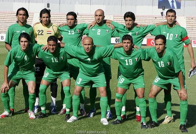 صورة جماعية للمنتخب العراقي وبعدســــة كوووورة